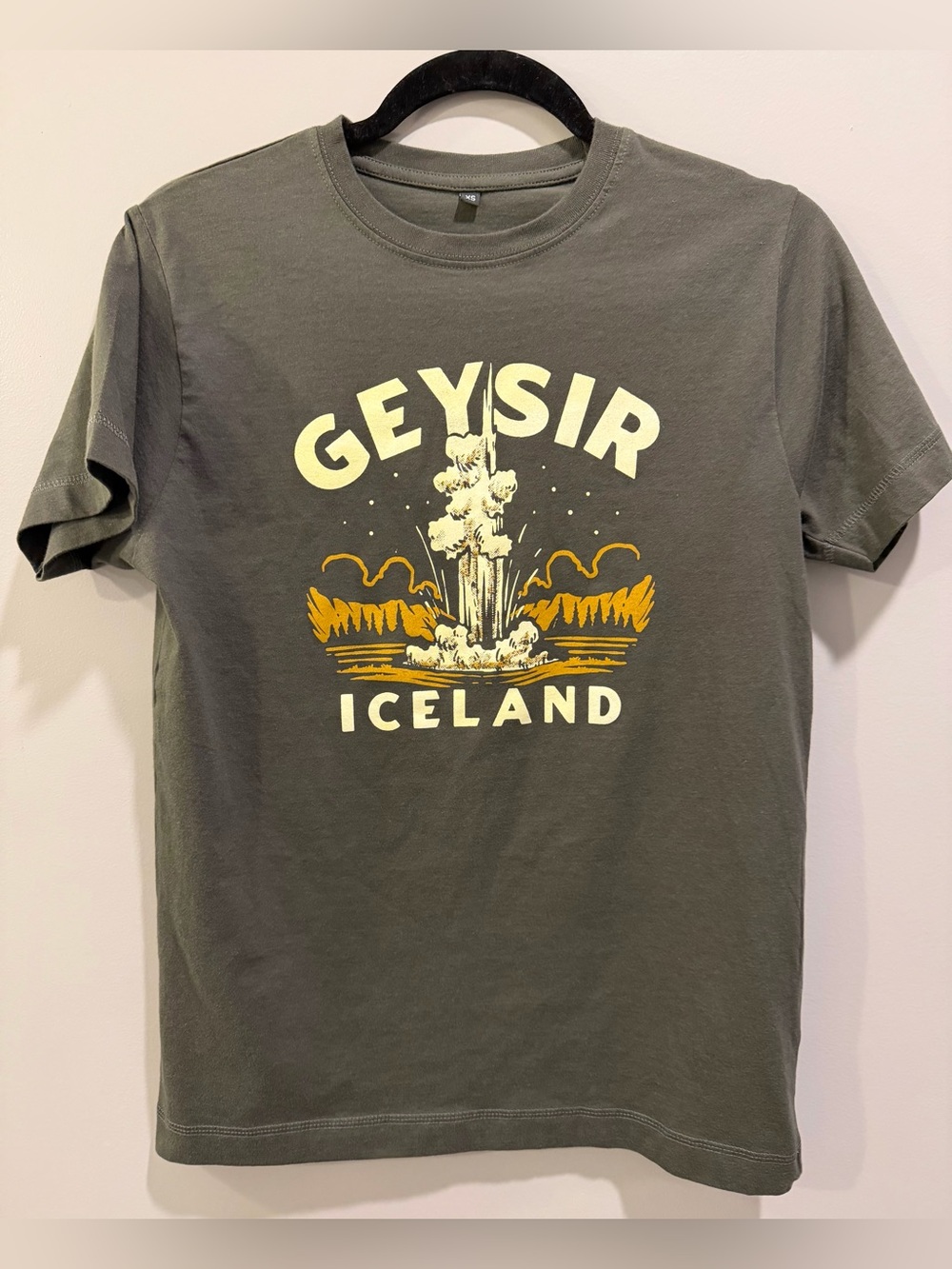 Continental Geysir Iceland Graphic Tee Charcoal Grey Size XS